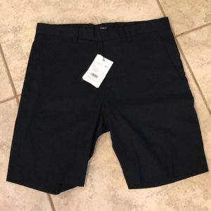 Theory black womens Bermuda shorts size 30, NWT